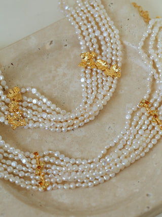 Artisan-Crafted Seven-Strand Luxury Pearl Necklace - AROSÈ