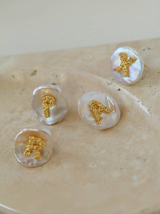 Natural Pearl Alphabet Earrings - AROSÈ