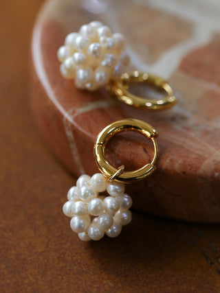 Artisan-Crafted Natural Pearl Ball Earring - AROSÈ