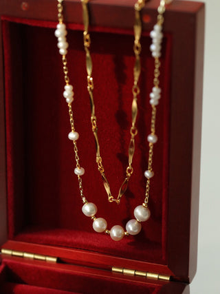 Classic and Versatile Pearl Chain Necklace  Ensemble - AROSÈ