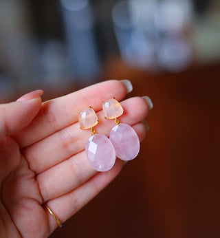 French Natural Pink Crystal Elegance Earrings - AROSÈ