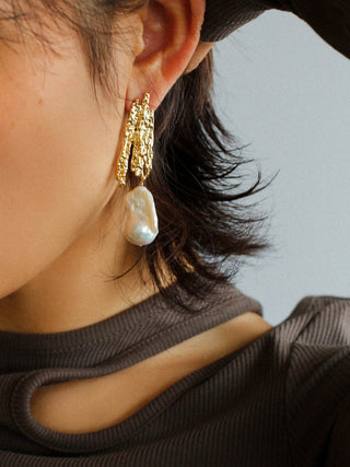 Lava Texture Natural Baroque Earrings - AROSÈ